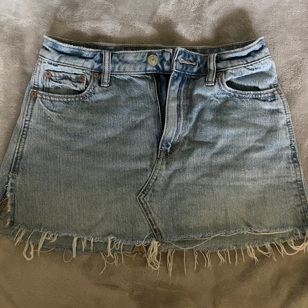 AMERICAN EAGLE MINI SKIRT
